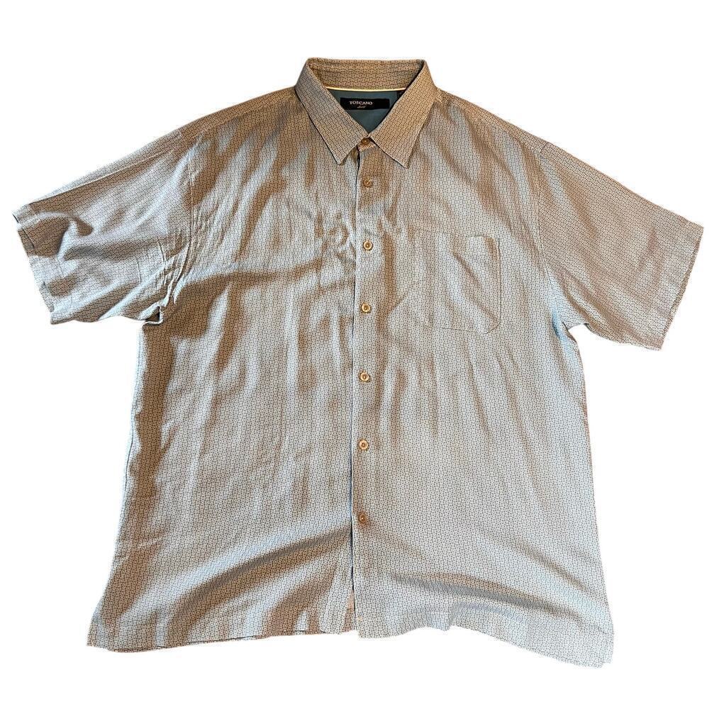 Toscano Silk designed by Patrick Assaraf. Short Sleeve, Button Up. Size XXL